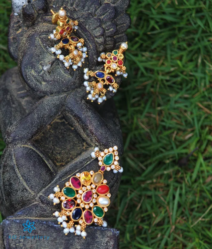 Necklaces Silversmith The Aarna Silver Navratna Necklace Pearl