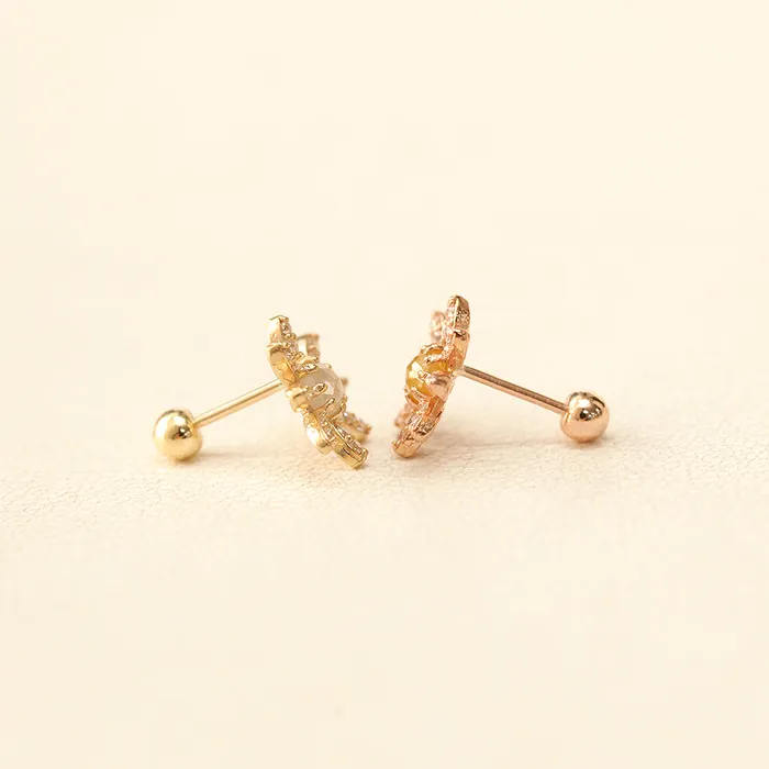 MinimalBijoux Earrings 14K Gold Rough Diamond Daisy Flower Earring 20G18G16G